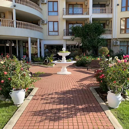 Апартамент Sveti Vlas-royal Bay 2-avalonia Свети Влас